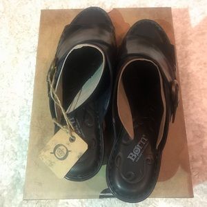 Brand new Curstyn summer wedges